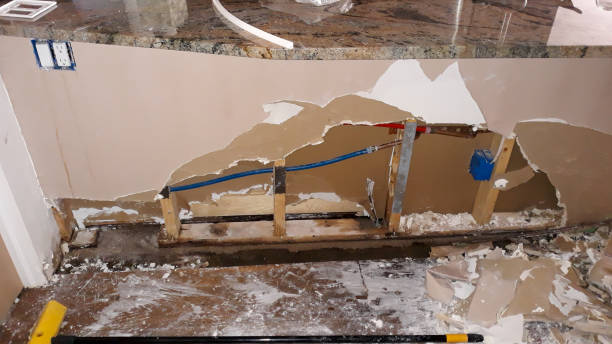 Best Emergency water damage restoration  in Cedar Ridge, CA